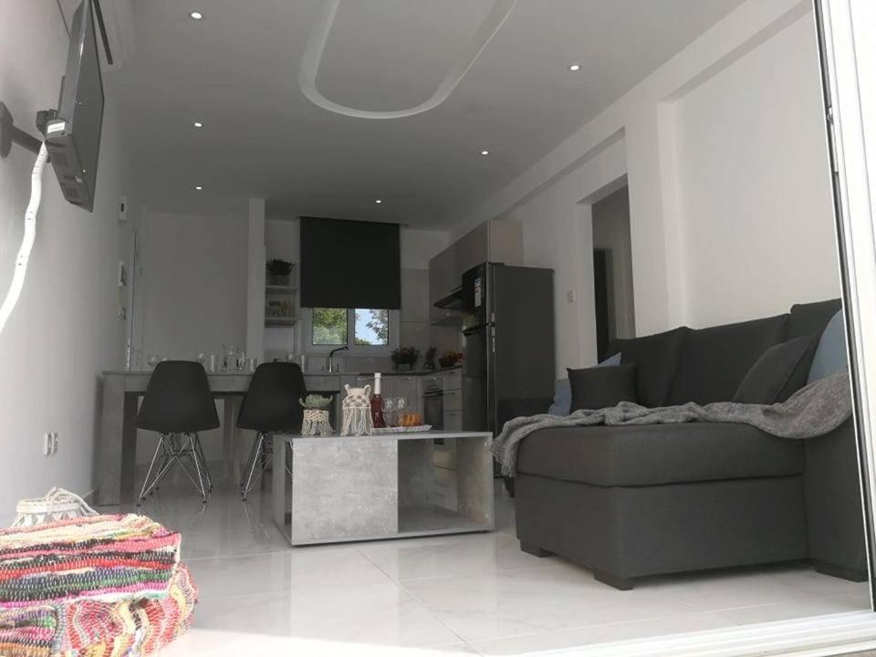 Georgianno Sea Apartments Protaras Exterior photo